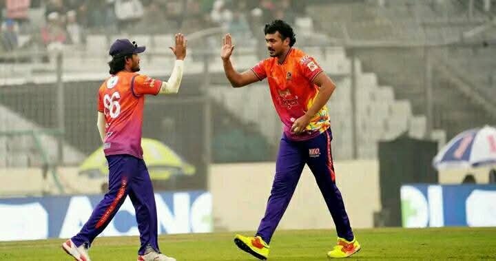রাজশাহী মামুর বেটা রায়ান বার্ল এর কাছে পাত্তাই পেলোনা খুলনা টাইগার্স