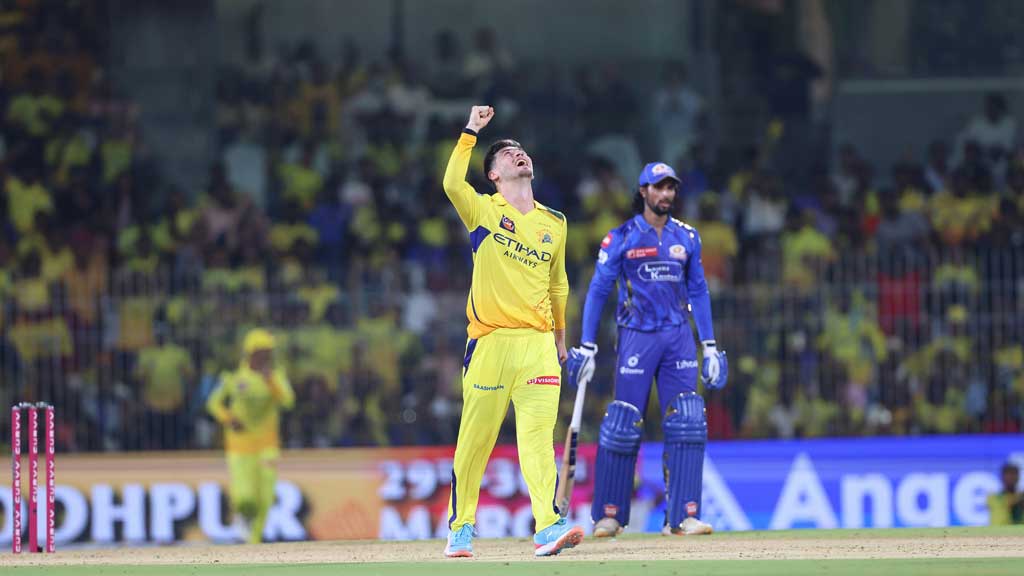 হায়দরাবাদে কুপোকাপ রাজস্থান; মুম্বাইয়ের কাছে সহজ জয়ে যাত্রা শুরু চেন্নাইয়ের