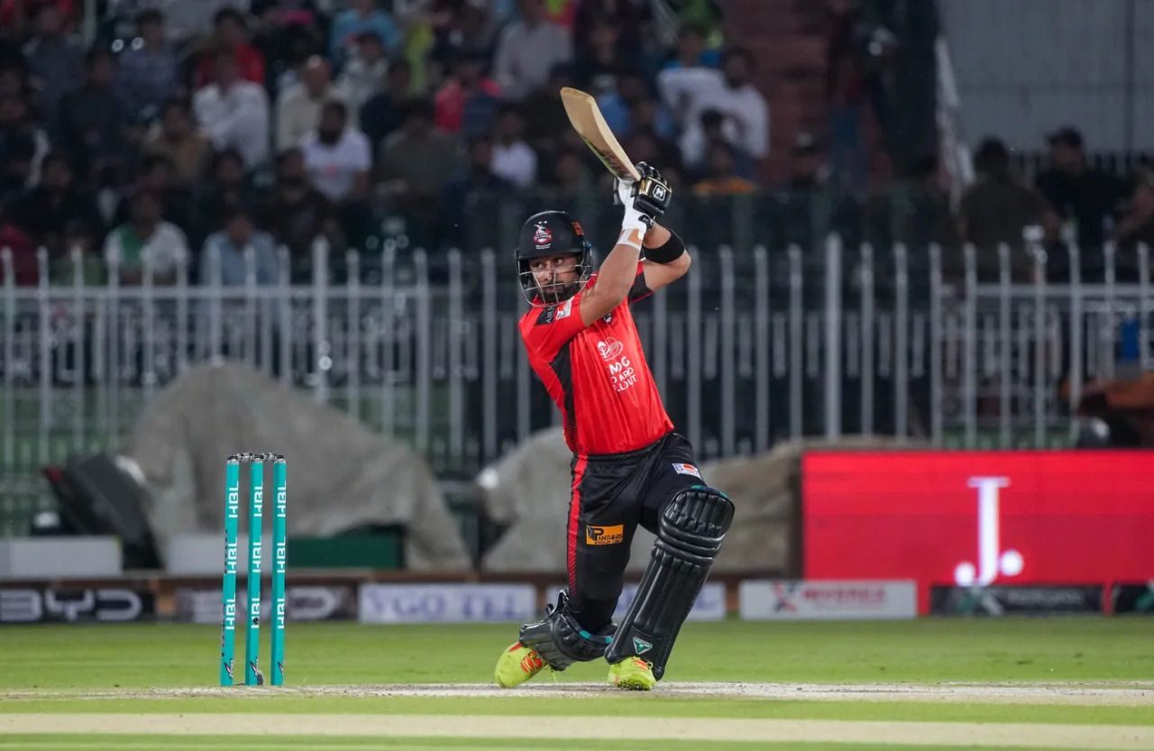 হার দিয়ে পিএসএল শুরু রিশাদের লাহোর কালান্দার্সের