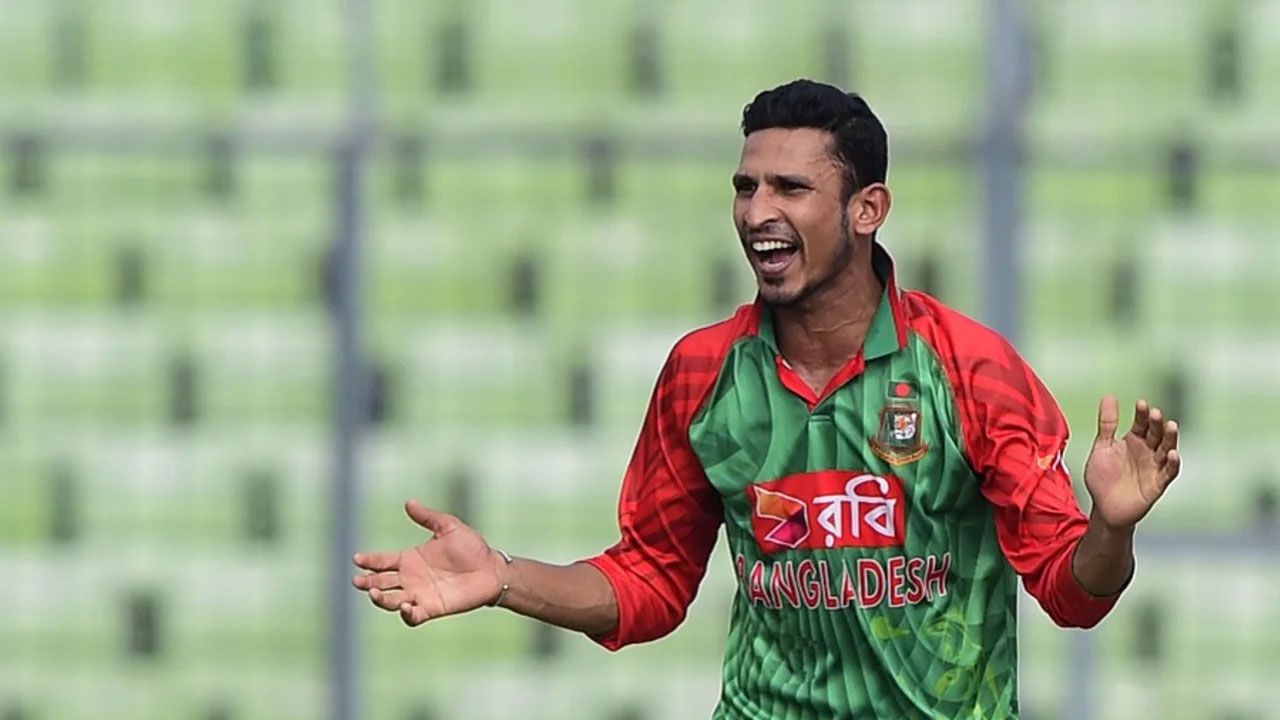 নিষেধাজ্ঞা কাটিয়ে ক্রিকেটে ফিরলেন নাসির