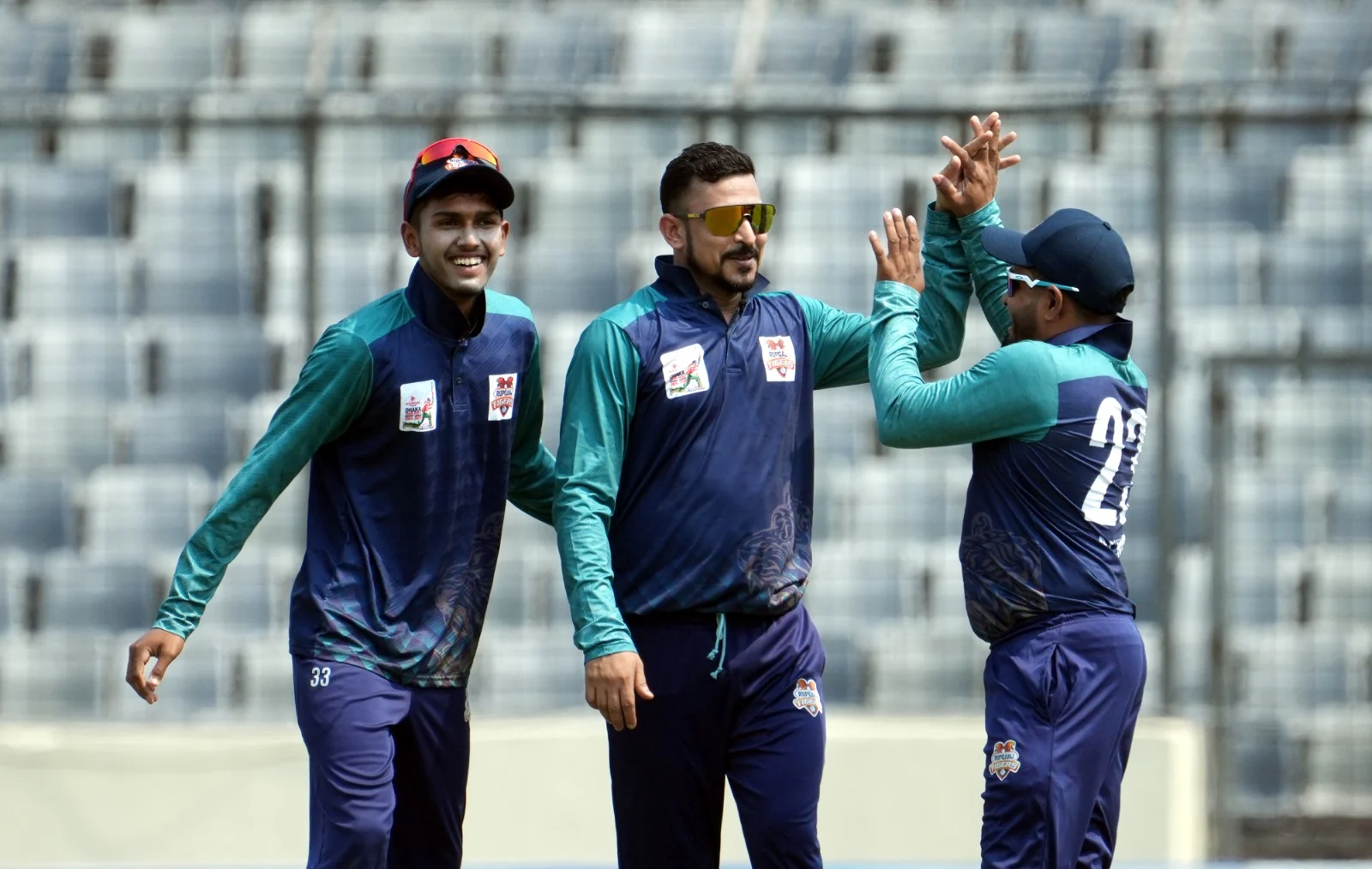 নিষেধাজ্ঞা কাটিয়ে ক্রিকেটে ফিরলেন নাসির
