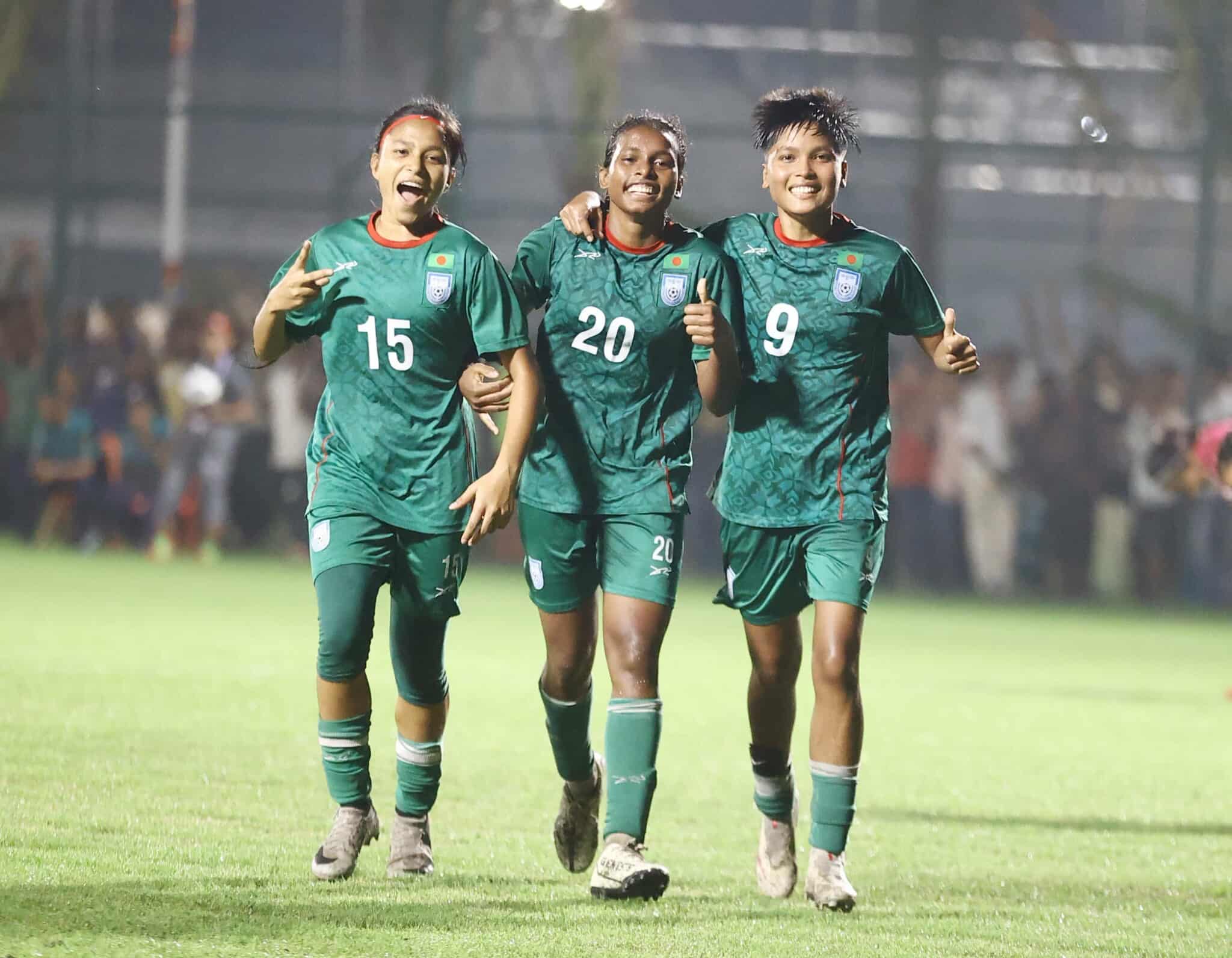 মাঝপথে মাঠ বদল, শান্তির হ্যাটট্রিক, সাড়ে চার ঘণ্টার ম্যাচে জয় বাংলাদেশের