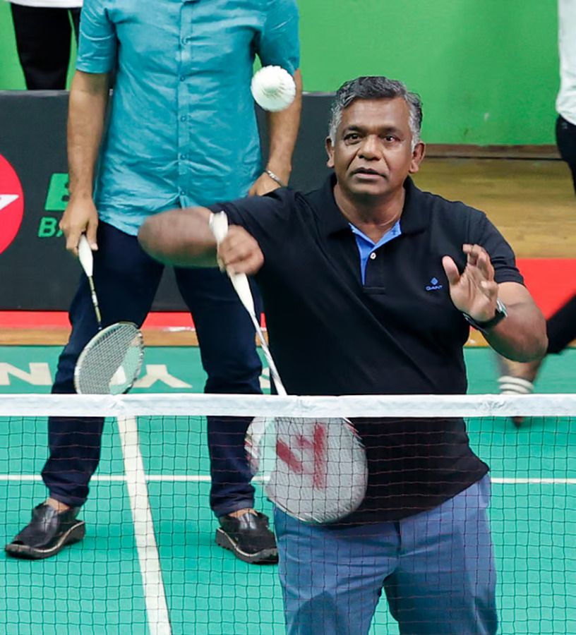 এবার ব্যাডমিন্টনে প্রবাসীদের ছোঁয়া