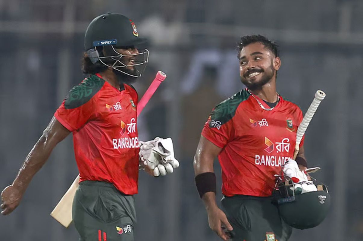 পাকিস্তানকে হারিয়ে নয় বছরের খরা কাটাল বাংলাদেশ