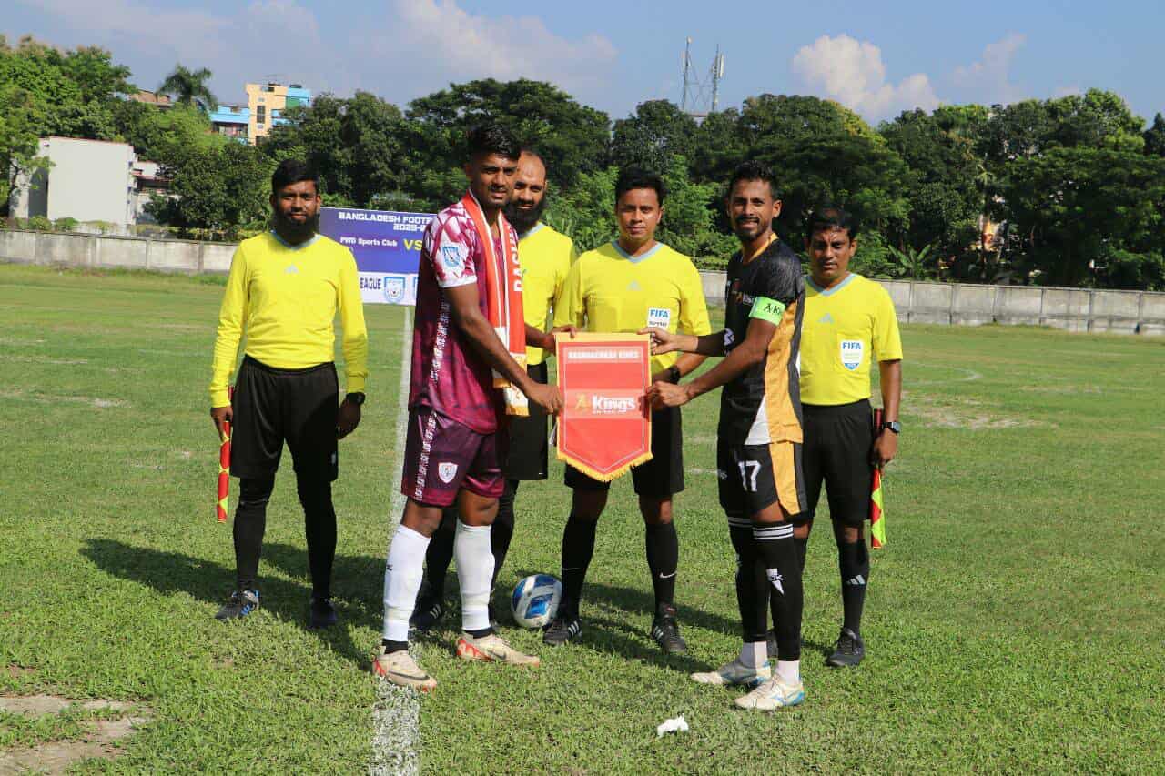 চ্যাম্পিয়ন মোহামেডানের শুরুতেই হার, কিংসও খেল হোঁচট