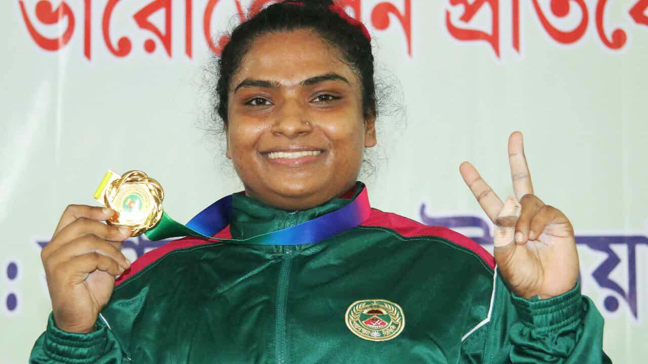 ২১০ কেজি ভার তুলে নিজের রেকর্ড ভাঙলেন মাবিয়া