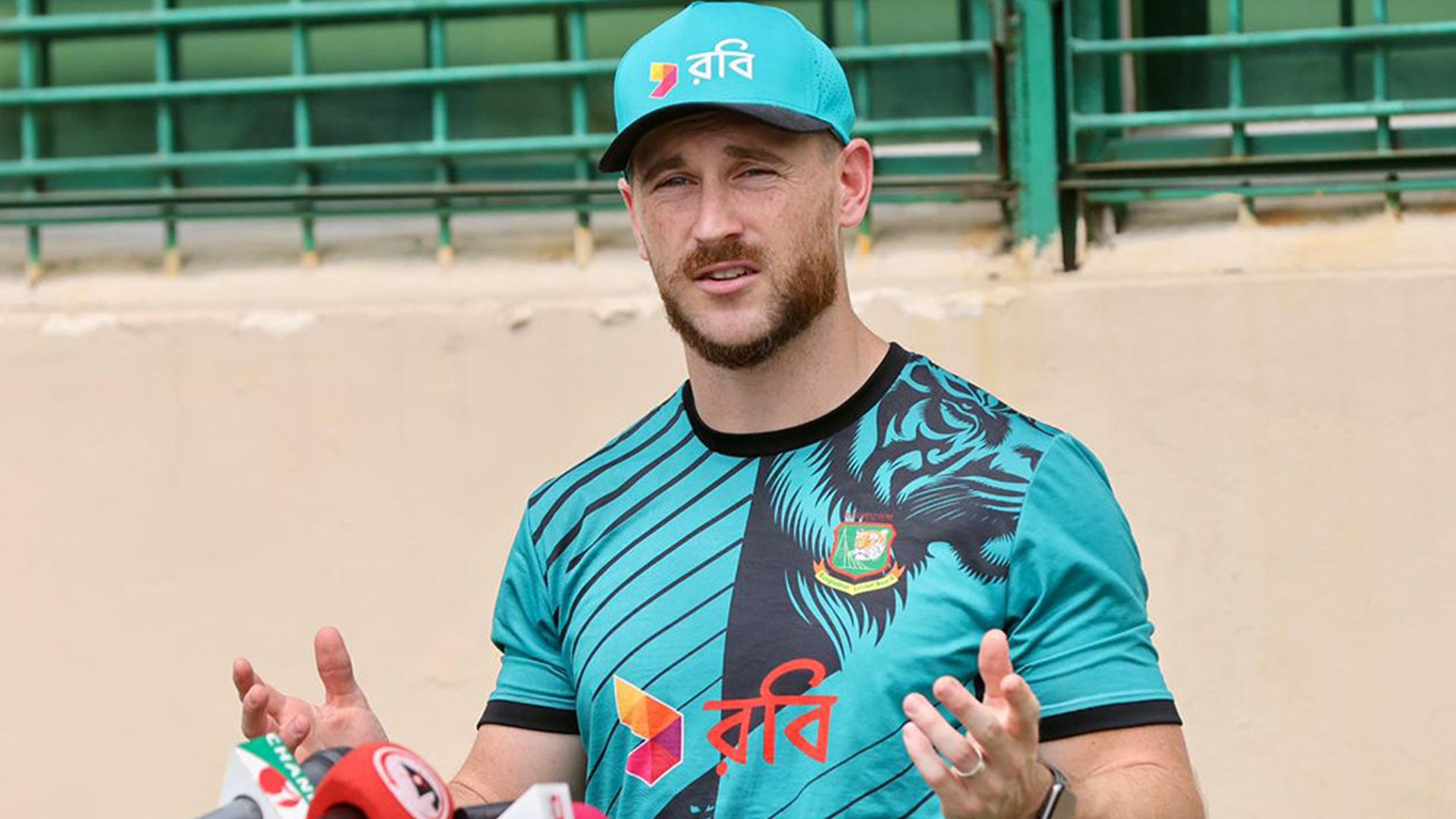 বিসিবির চাকরি ছেড়েছেন টাইগারদের ফিটনেস ট্রেনার নাথান কেলি