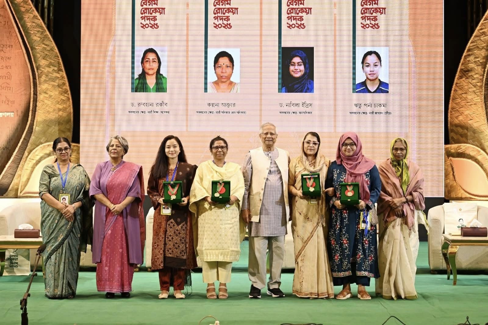 বেগম রোকেয়া পদক পেয়ে উচ্ছ্বসিত ঋতুপর্ণা