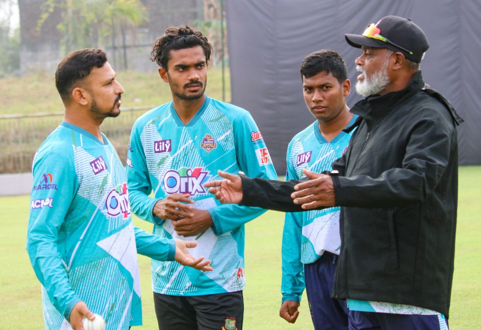 মাঠে হার্ট অ্যাটাক, হাসপাতালে মারা গেলেন কোচ মাহবুব আলী জাকি